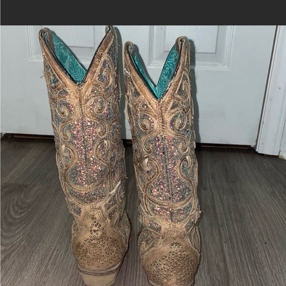 Corral boots - Picture 3 of 4